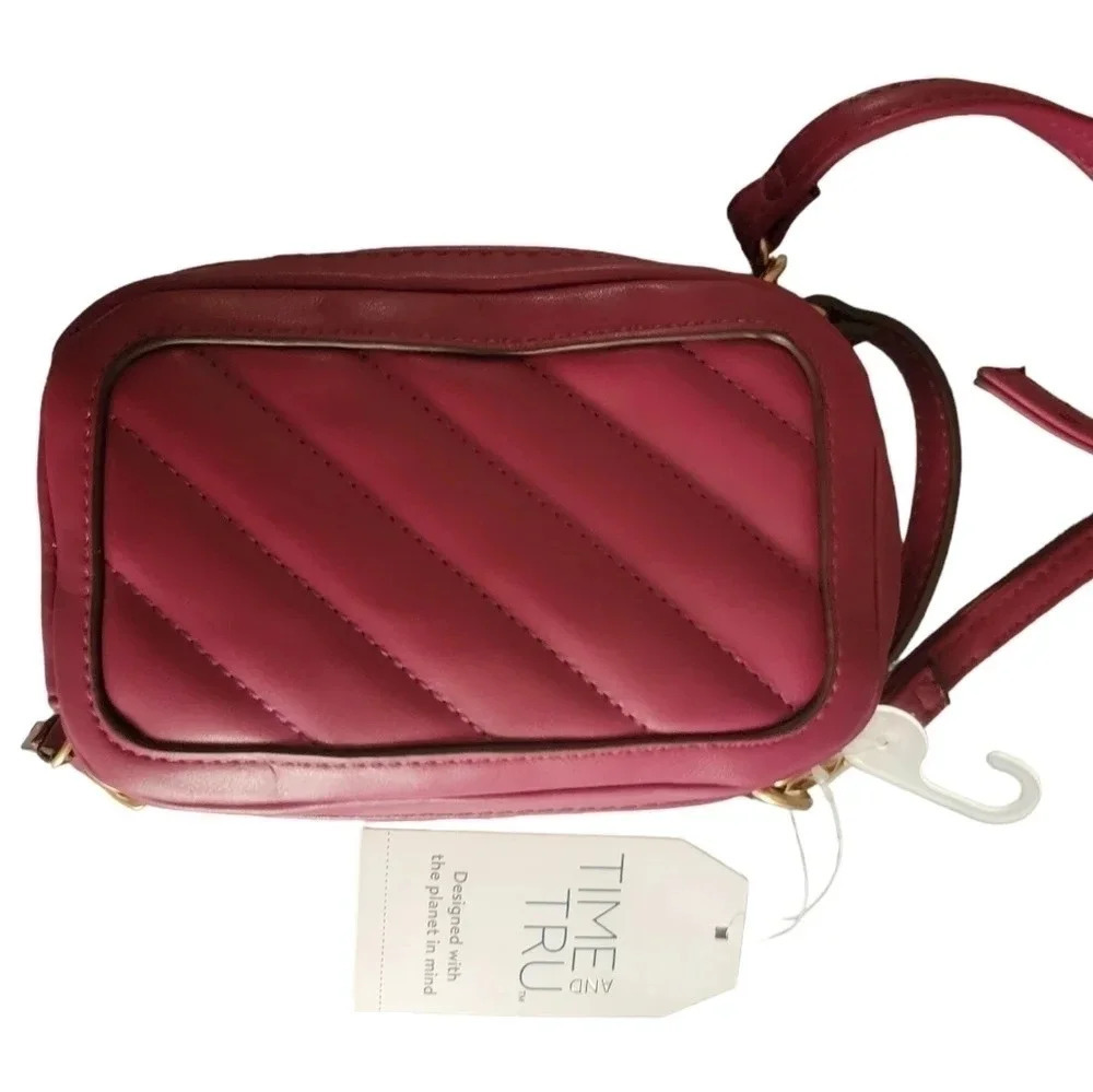 Crossbody purse